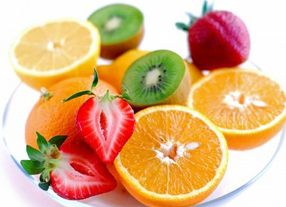 THE BENEFITS OF VITAMINS C, D AND E FOR OUR GUMS & TEETH